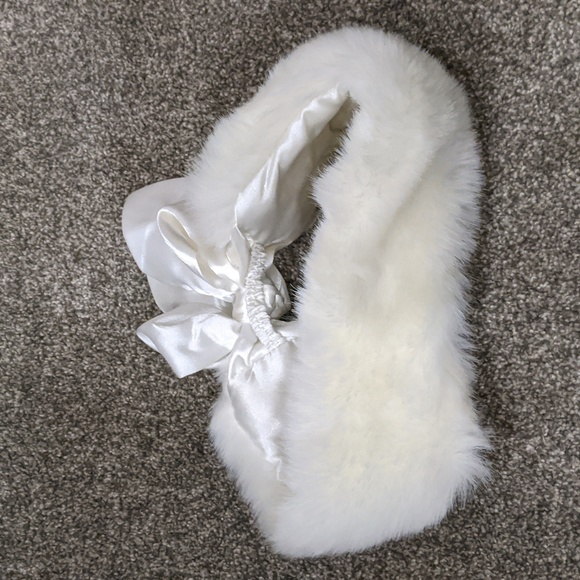 D&Y Faux Fur Winter Headband/Ear Warmer - Picture 4 of 6